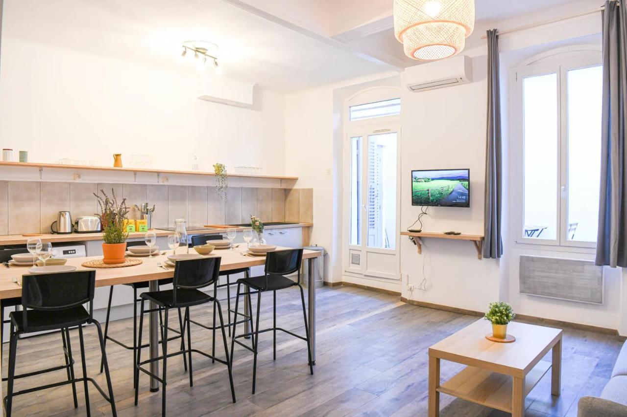 Vieux-port Grand 2 Ch Avec Terrasse Appartement