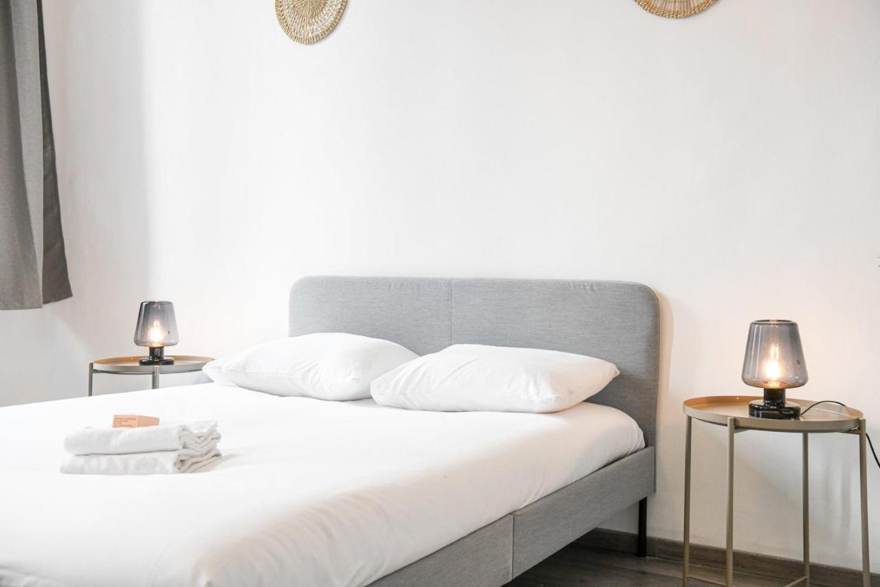 Appartement Vieux-port Grand 2 Ch Avec Terrasse Marseille